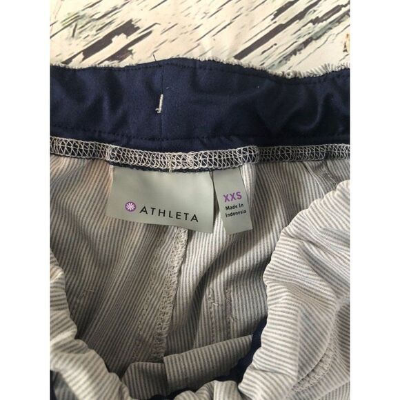 Athleta size xxs extra small gray athletic shorts - Picture 3 of 4